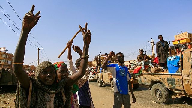Sudan government orders the reopening of…