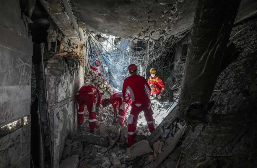 Aftermath of deadly Israeli attack on…