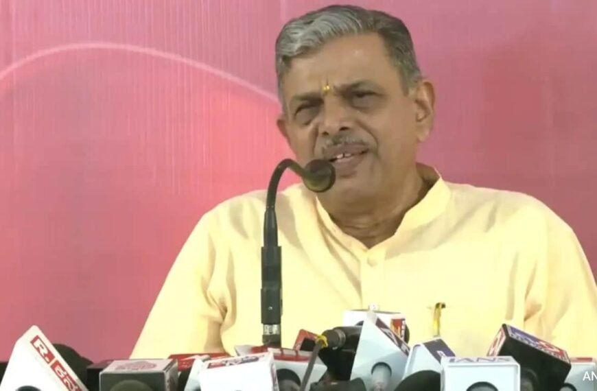 Indian Youth Congress Lodges Complaint Against RSS Leader’s Preamble Remarks