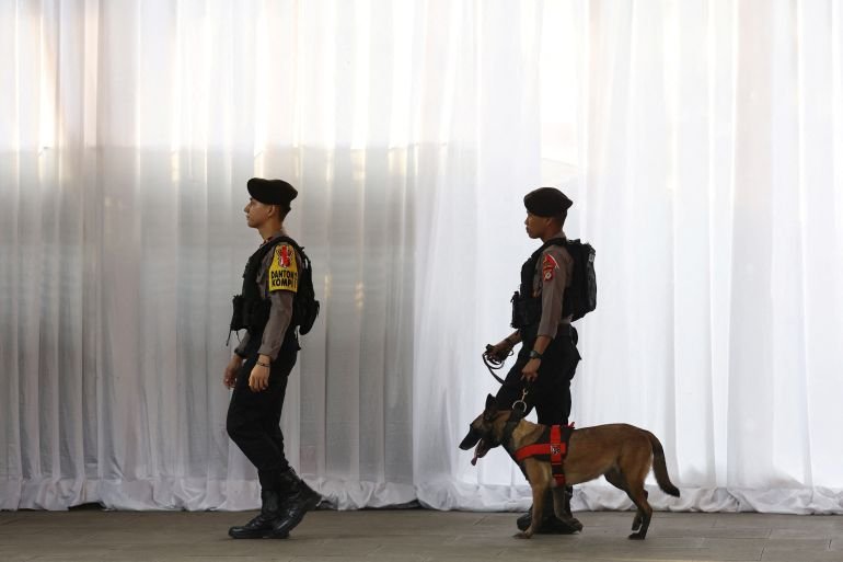 Indonesia arrests 12 for trafficking babies to Singapore