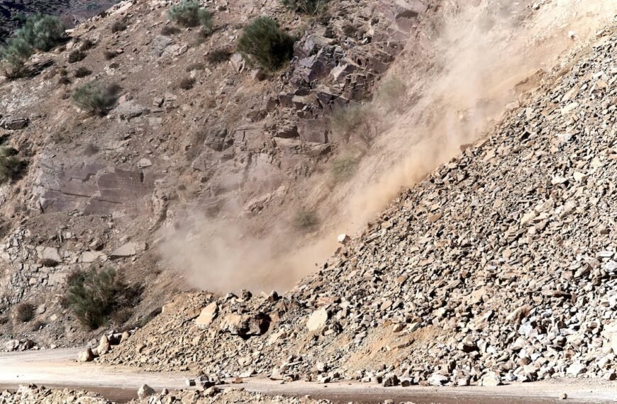 Landslide Alert Issued For 4 Uttarakhand Districts Amid Heavy Rain…