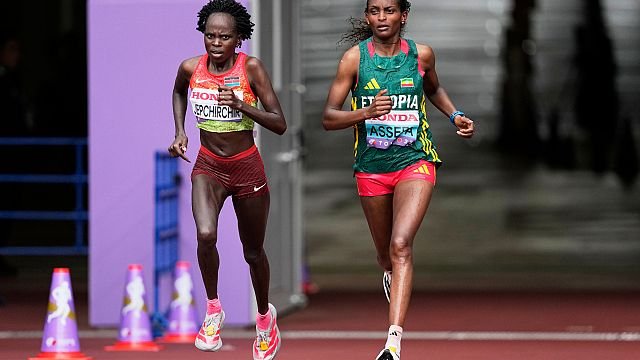 Kenya’s Peres Jepchirchir pips Ethiopia’s Tigst Asset to gold in WCA Women’s marathon in Tokyo