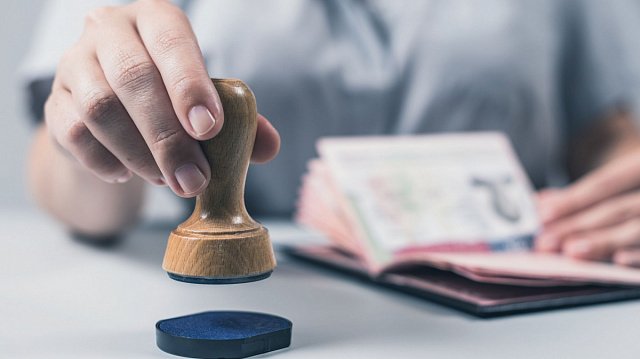 Kazakhstan plans to introduce work visas…