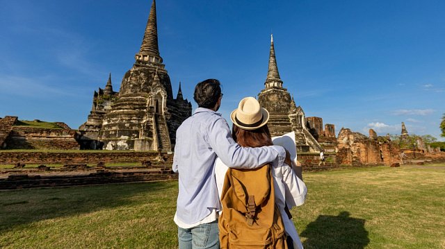 Indonesia welcomes over 11 million foreign…