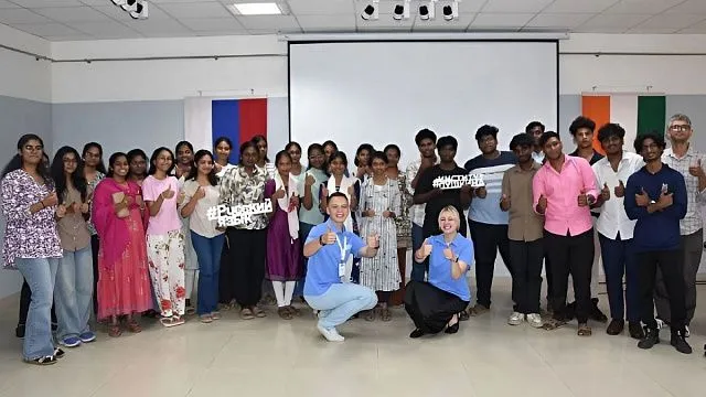 Indian students of Russian universities study Russian language in Chennai